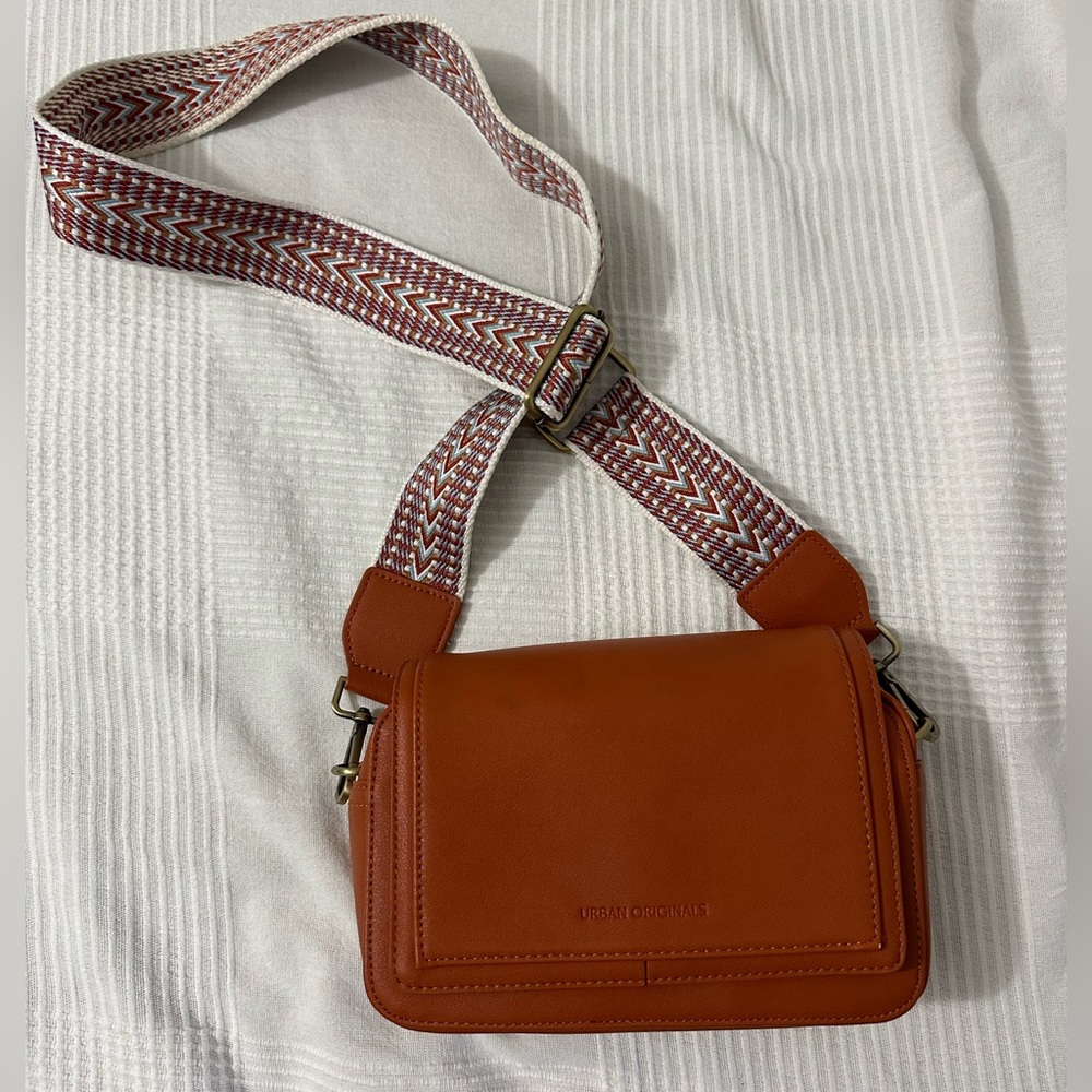Urban Originals Women's Wild Fire Crossbody